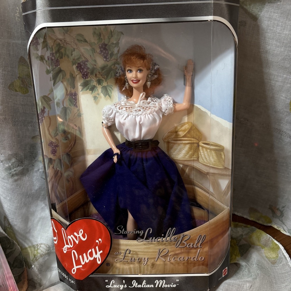 Mattel Barbie I Love Lucy "Lucy's Italian Movie" Episode 150 (1999)